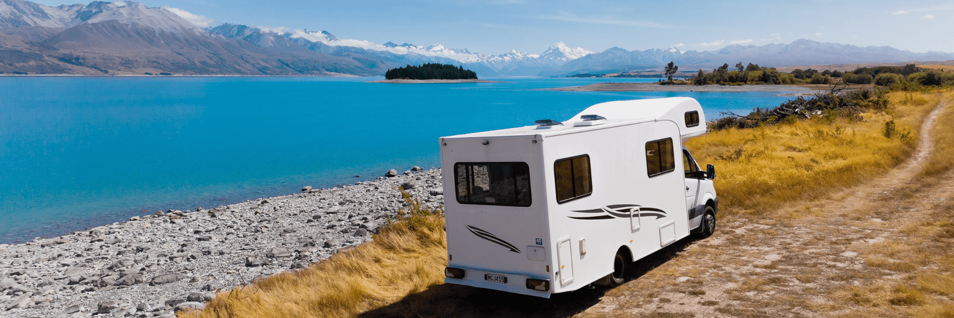6 berth beside blue water (1920x640)